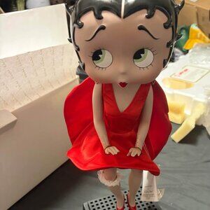 Betty Boop 14.5" Porcelain Doll Danbury Mint Collector Toast OfThe Town Features